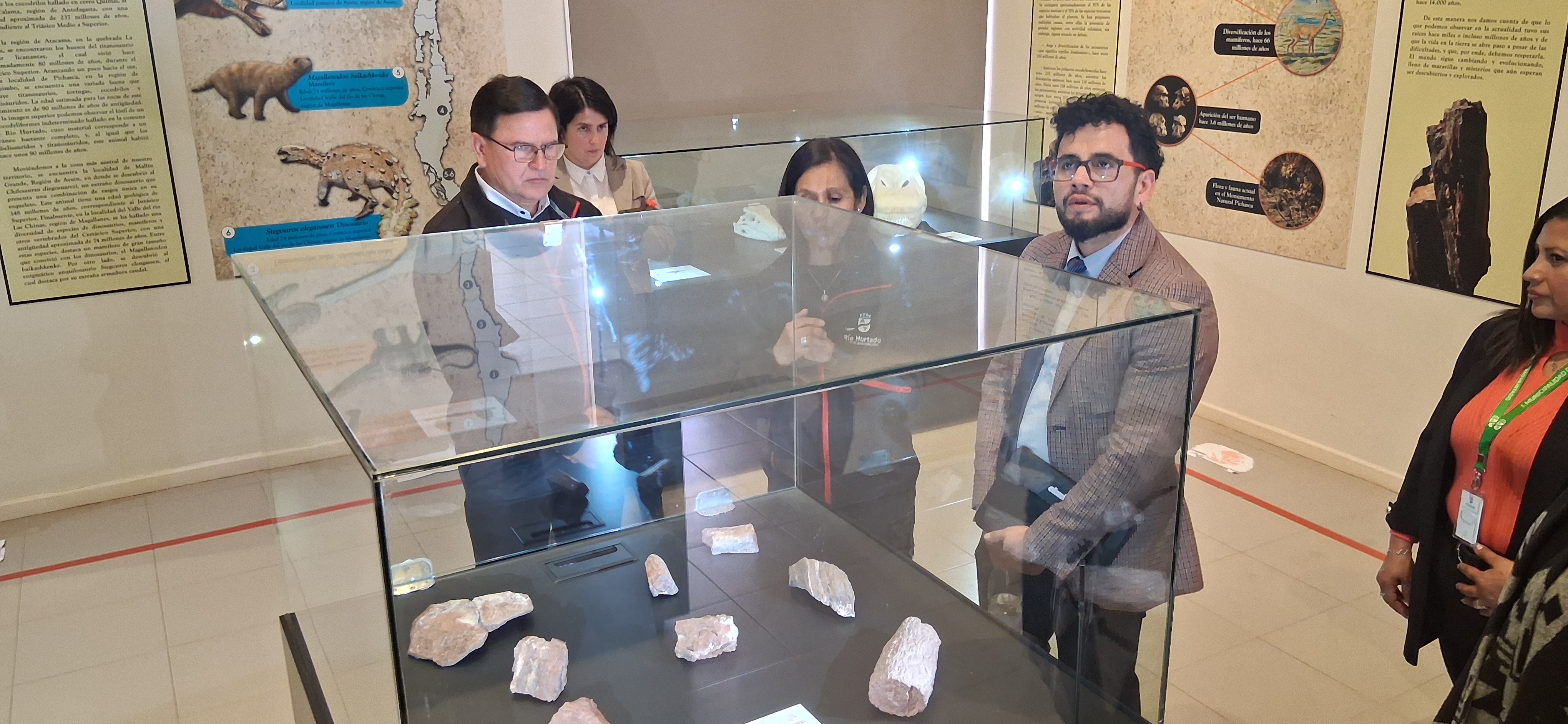 Río Hurtado firma convenio con Seremi de Cultura para implementar plan comunal