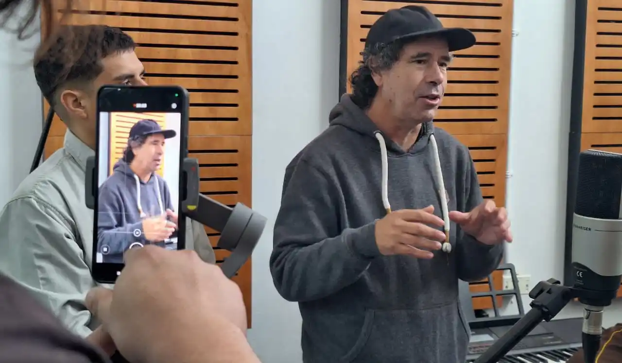 Músico Álvaro Prieto relata ocho años formando talentos en jóvenes privados de libertad — foto 1