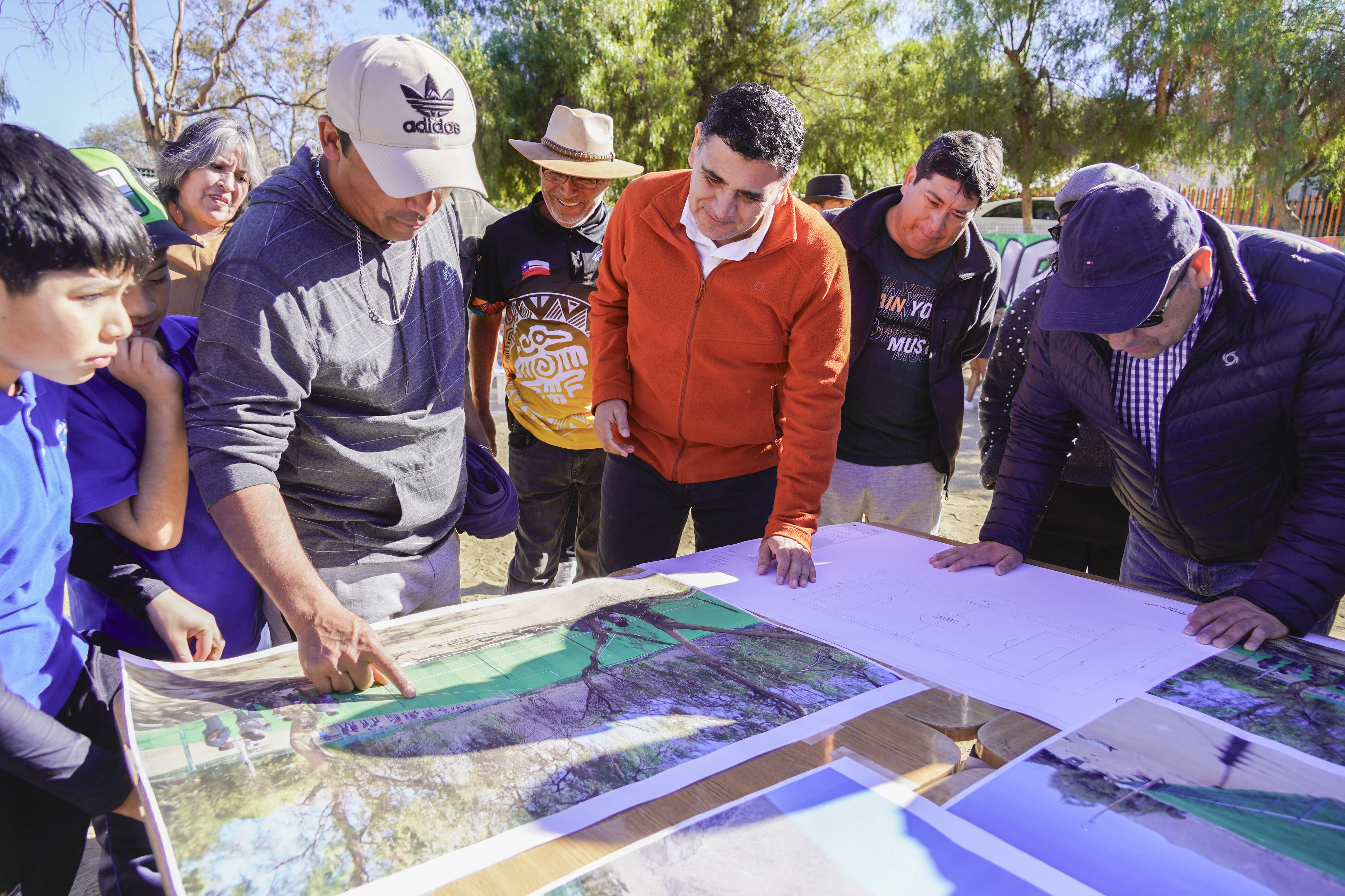Monte Patria inicia obras de cancha de pasto sintético en Higueras de Rapel — foto 2