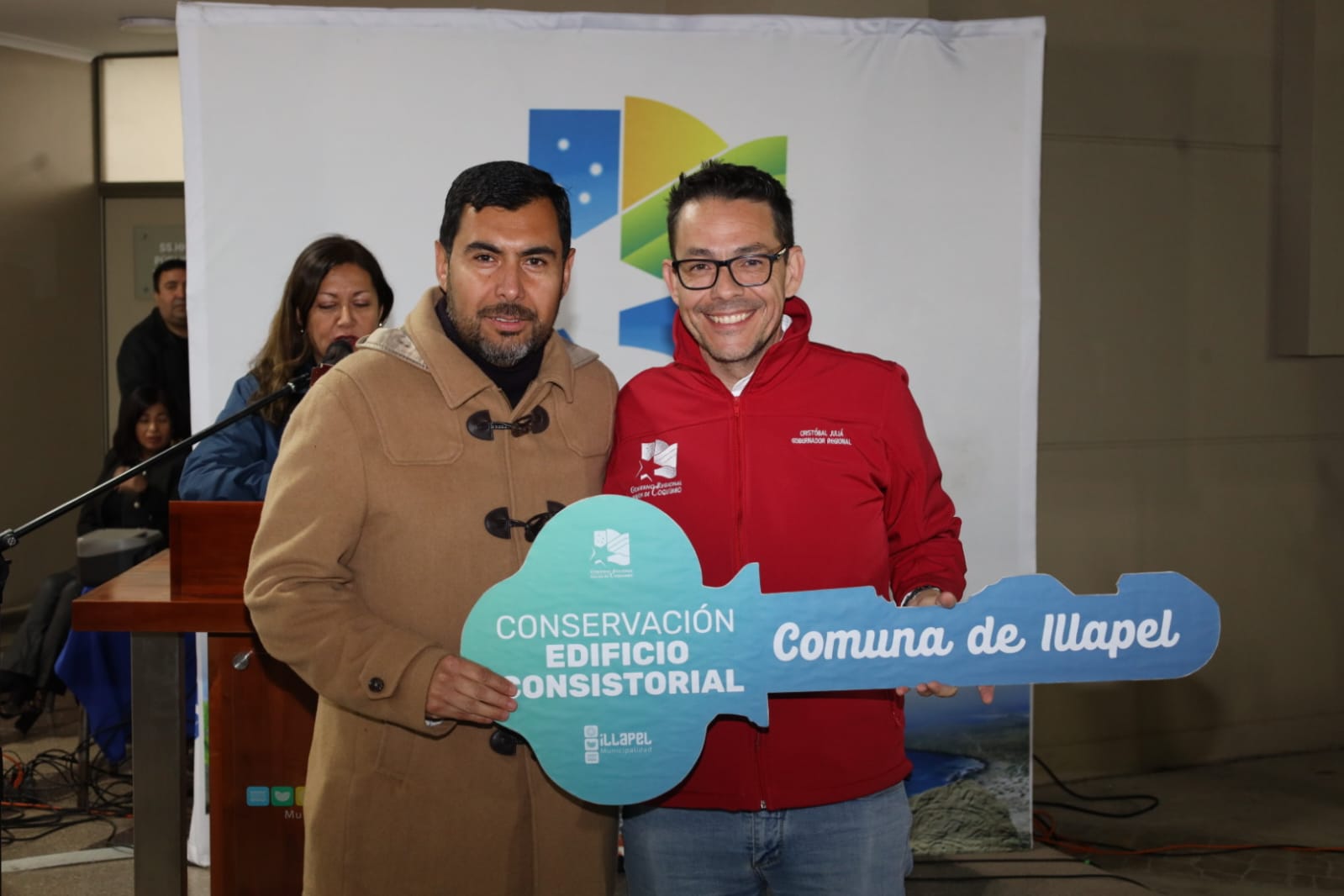 Illapel inaugura edificio consistorial renovado con inversión de $993 millones — foto 1