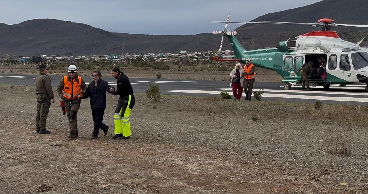 Municipio de Los Vilos coordina aerorescates para familias aisladas por aluviones — foto 2