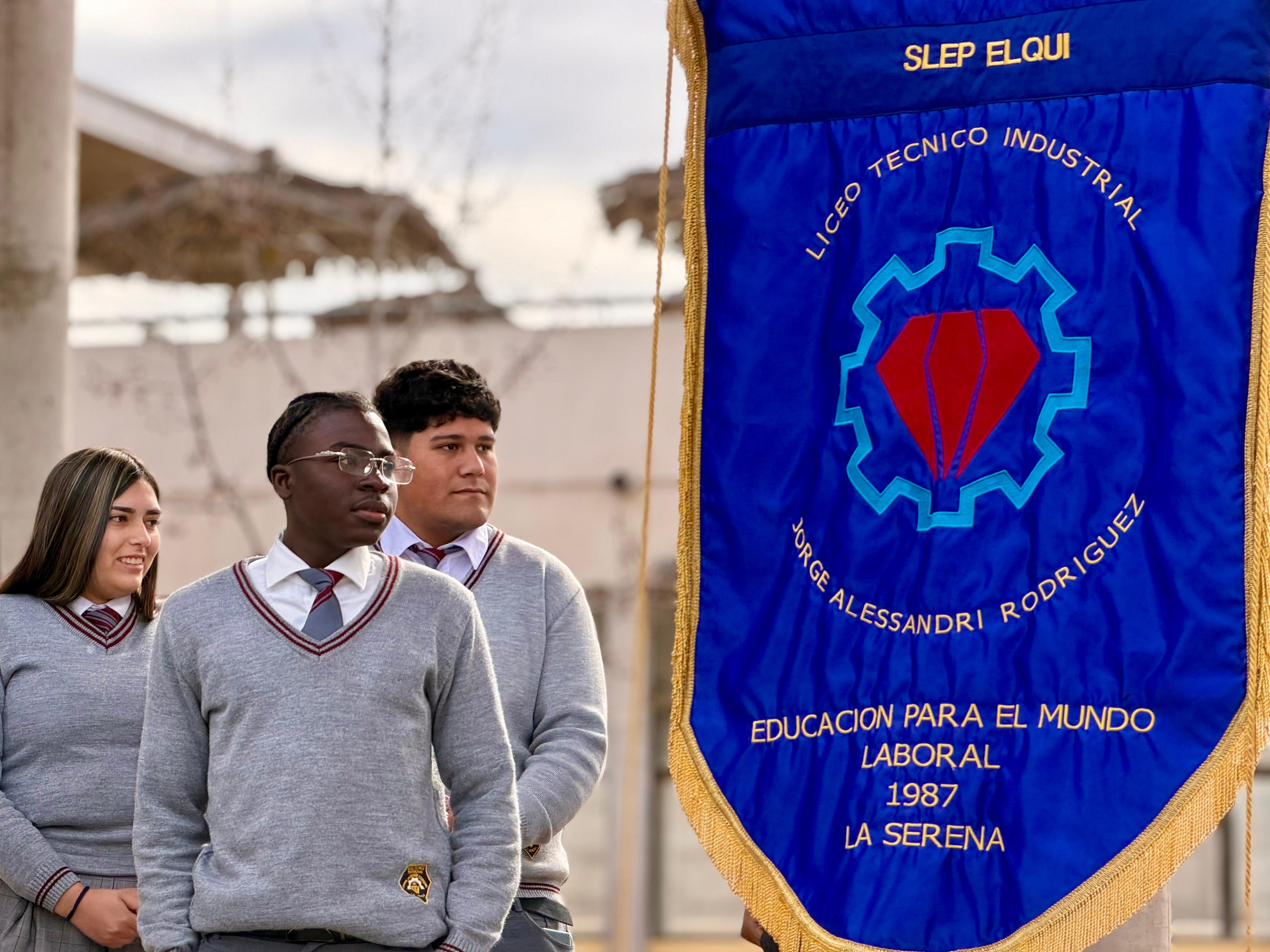 Minería y Educación firman alianza para ampliar prácticas laborales de estudiantes — foto 1