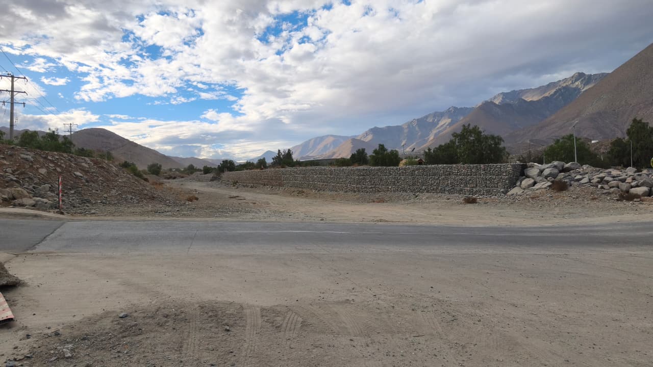Autoridades revisan obras en quebradas de Vicuña ante sistema frontal — foto 1