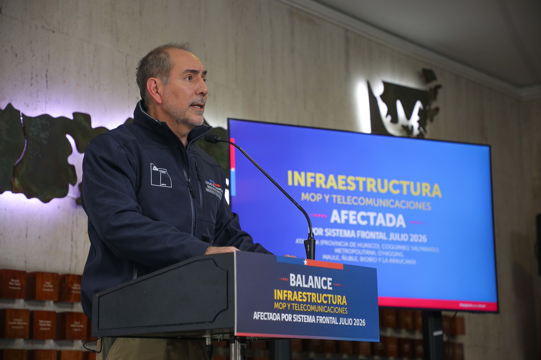 Biministro De Grange reporta avances en recuperación de conectividad tras sistema frontal — foto 1