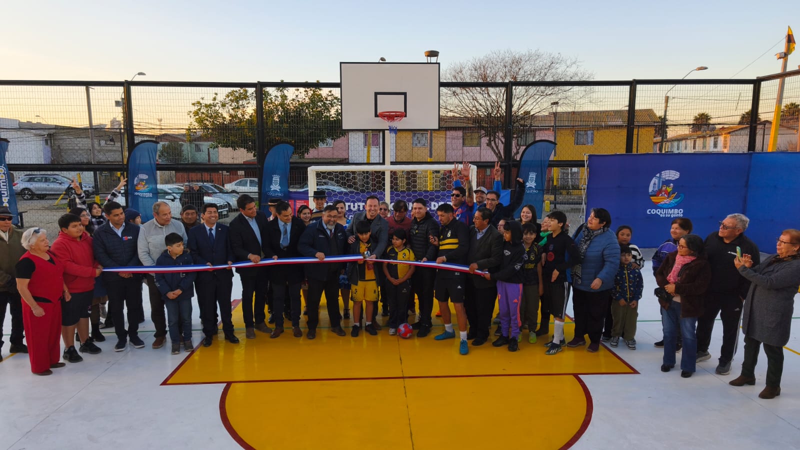 Inauguran multicancha renovada en Villa Maestranza de Coquimbo