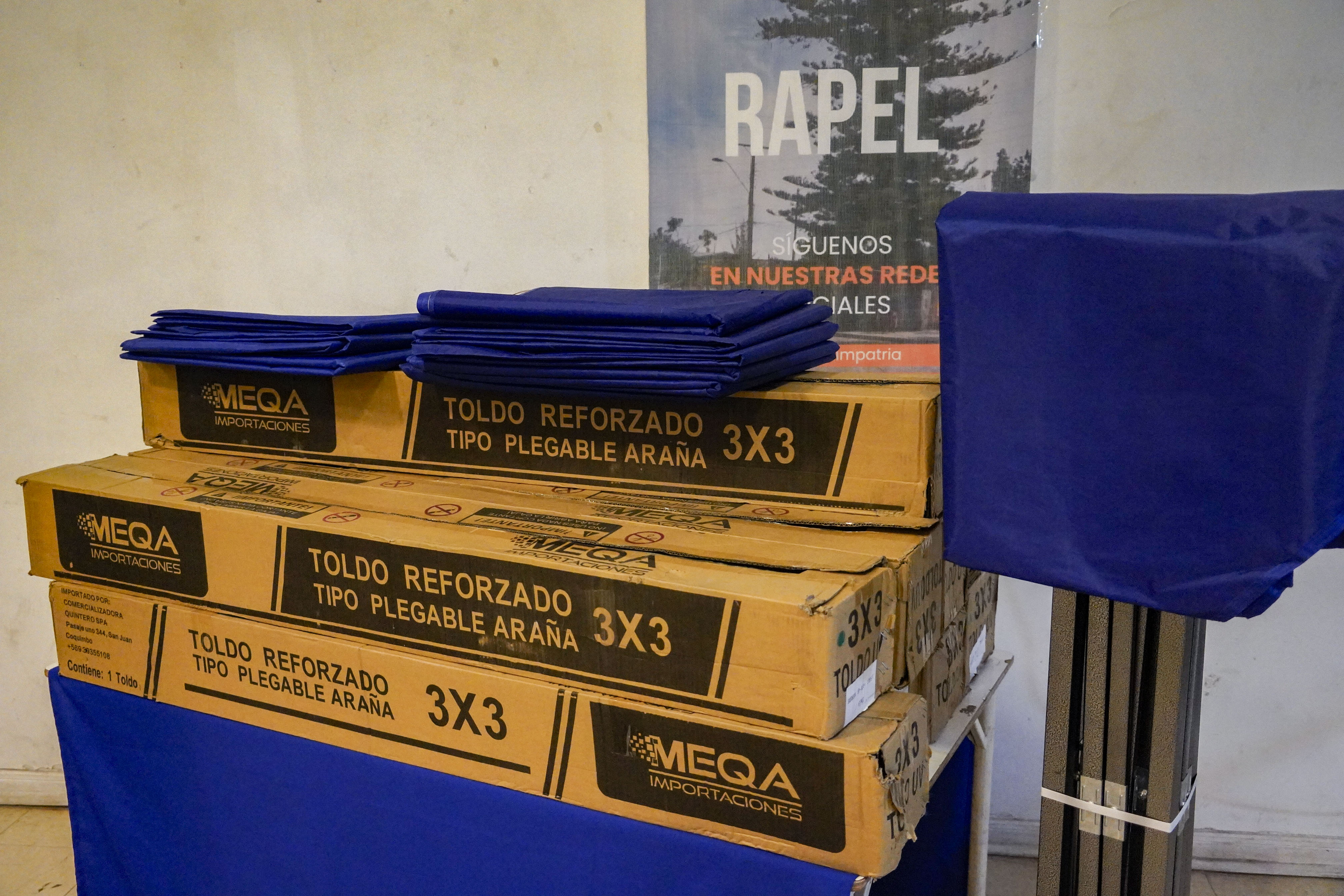 Unión Comunal del Río Rapel recibe mesas y toldos financiados con FONDEVE