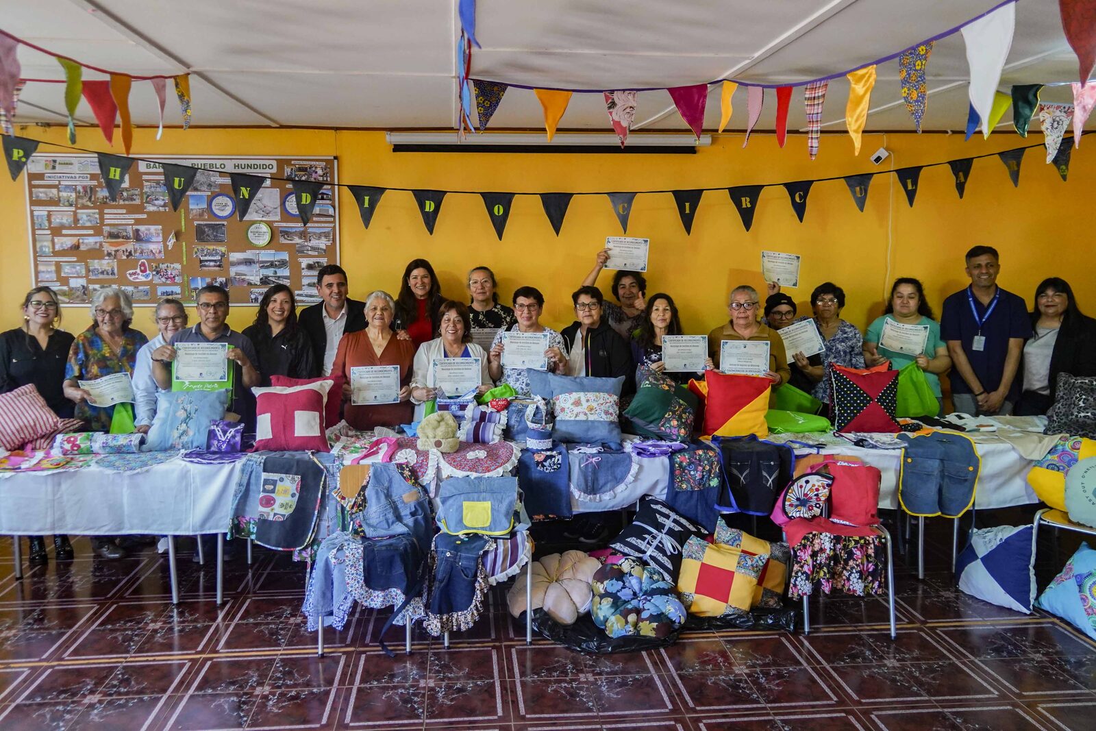 Monte Patria capacita a vecinas en reciclaje textil con fondos del Ministerio de Medio Ambiente — foto 1