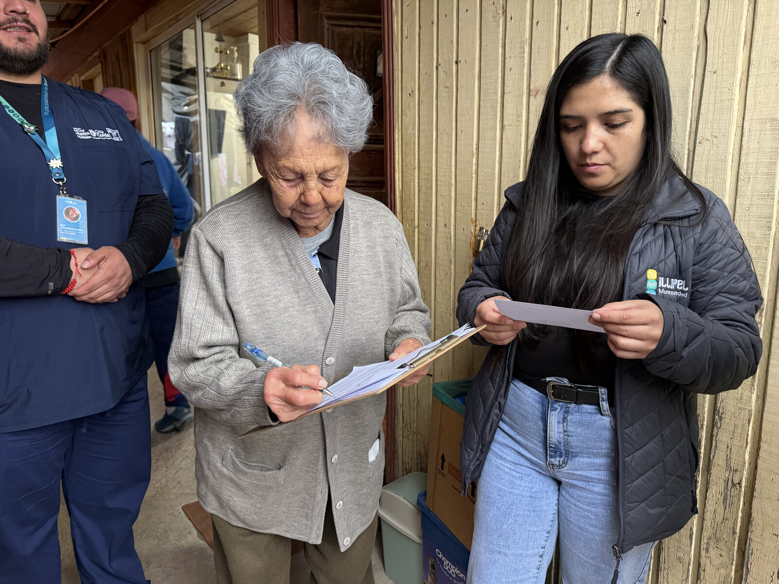 Red Local de Apoyos y Cuidados atiende a 152 familias en Illapel — foto 2