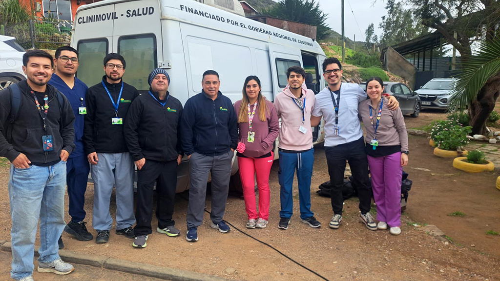 Operativo de salud llegó a El Arrayán tras lluvias que mantienen aislada la localidad — foto 3