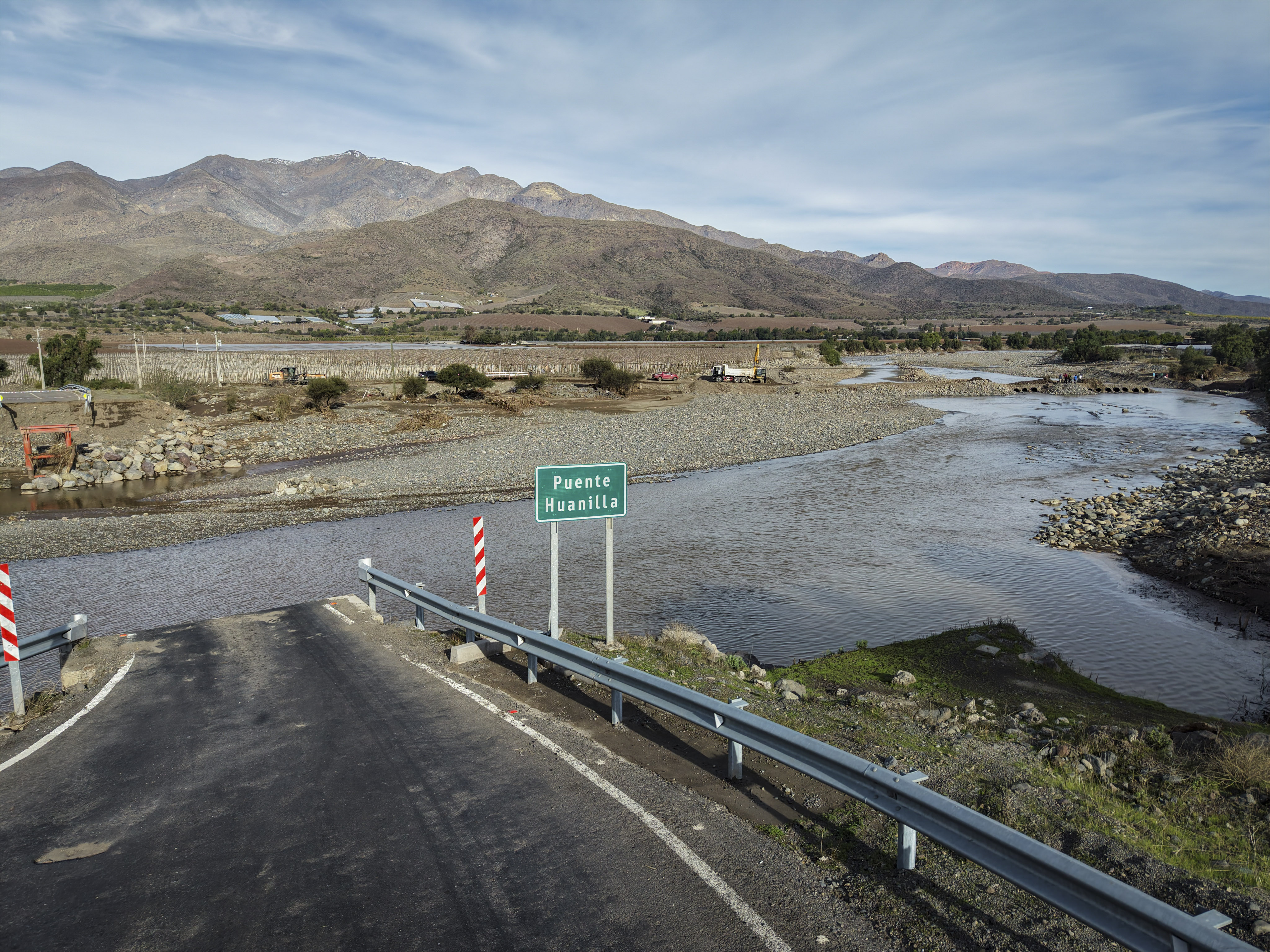 Monte Patria habilita paso provisorio tras colapso del Puente Huanilla — foto 1