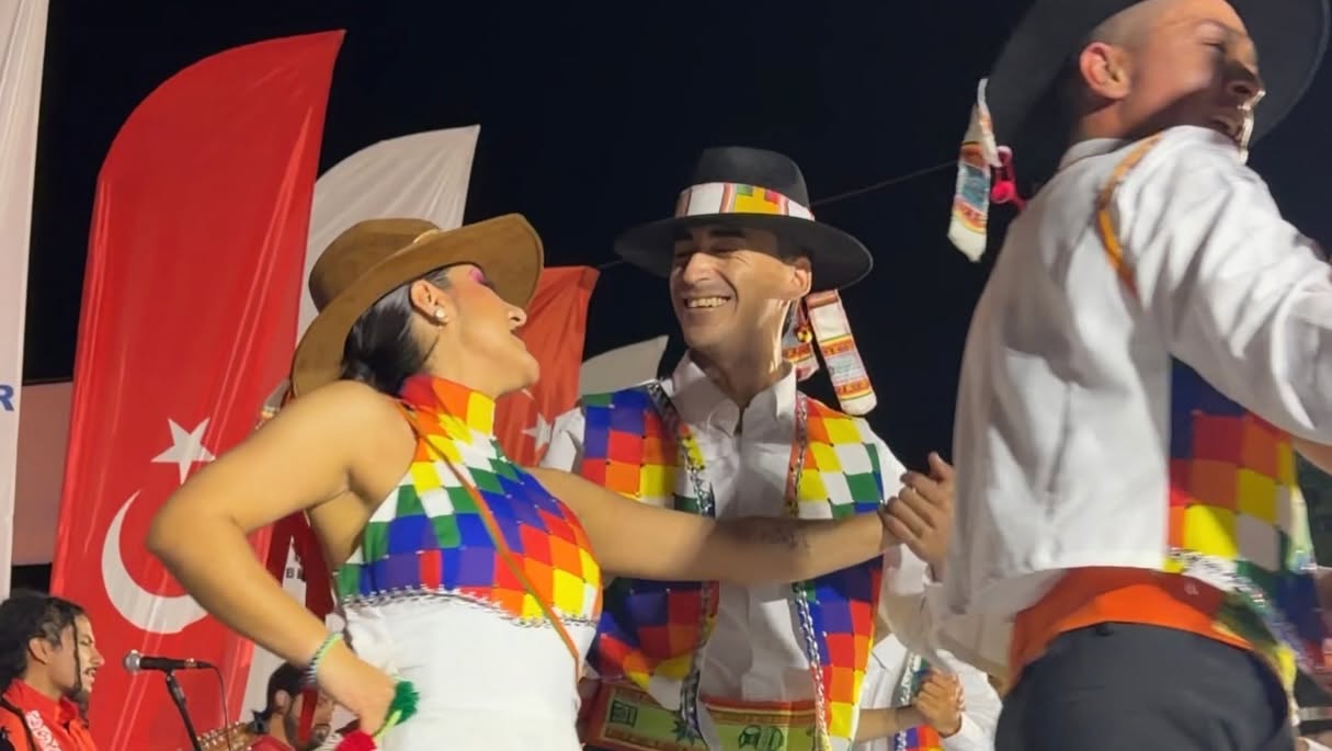 Ballet Alas de Mi Patria hizo historia en Turquía ante 65 mil espectadores — foto 4