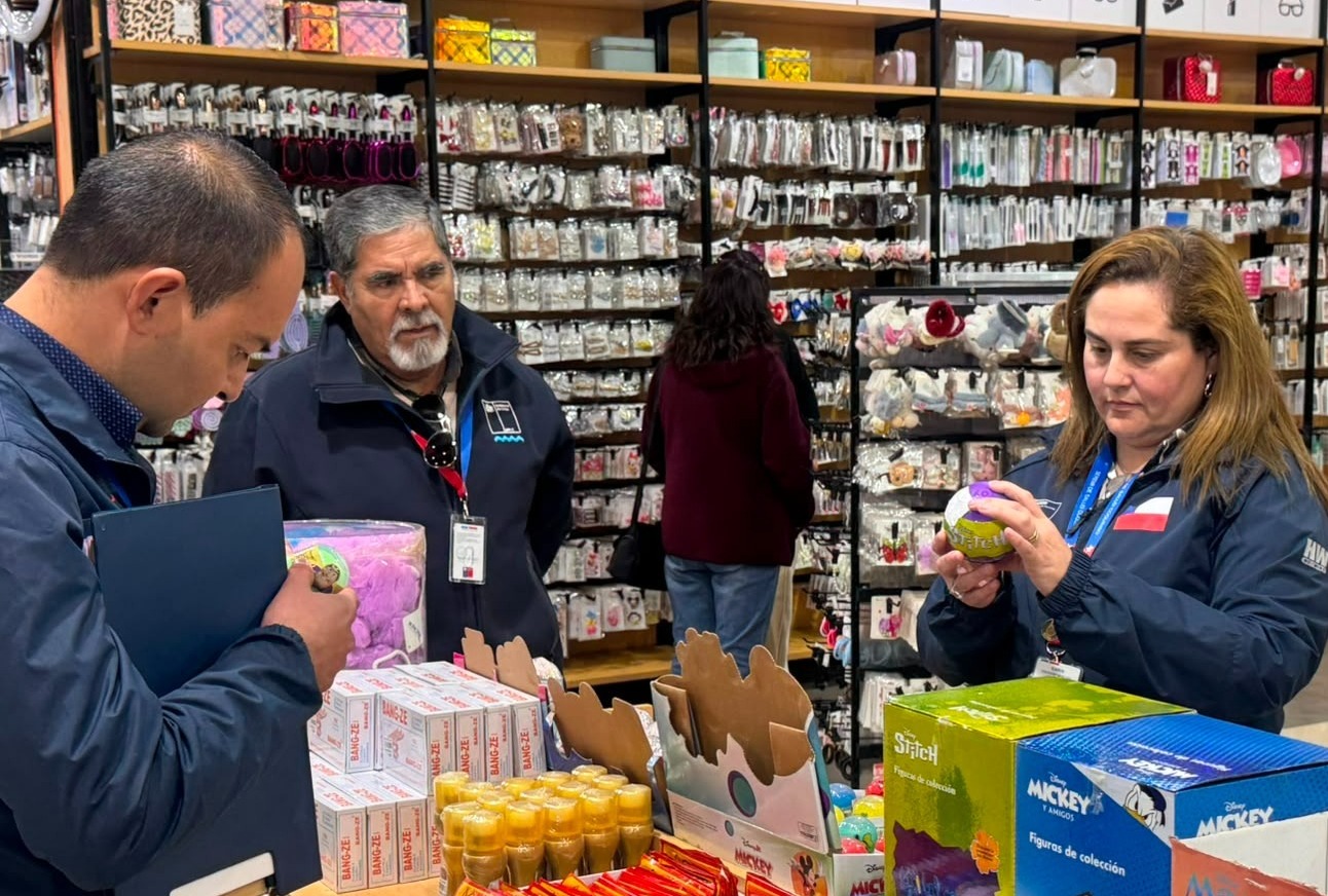 Seremi de Salud llama a comprar juguetes seguros en el Día de la Niñez — foto 1