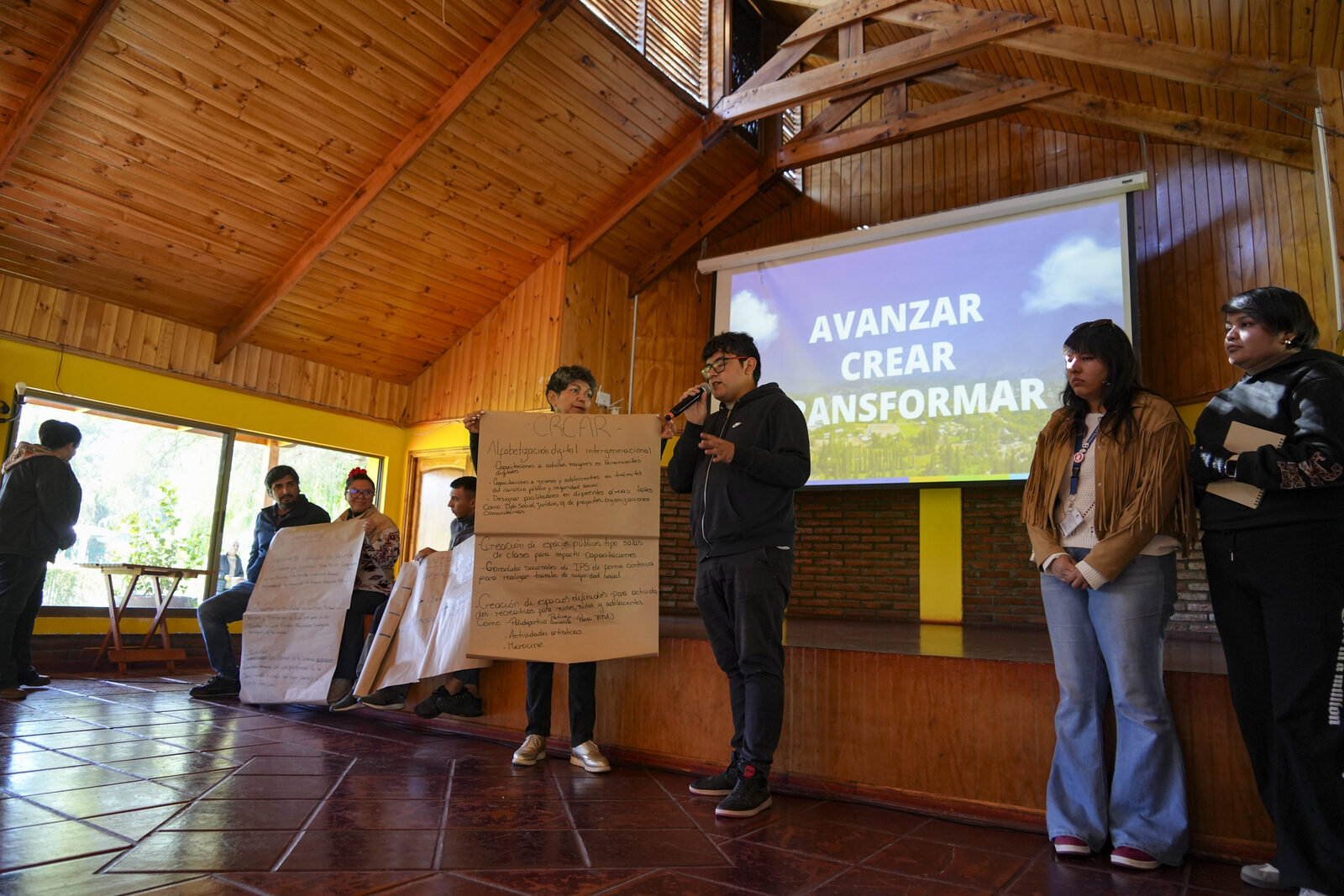 Alcalde de Monte Patria respalda a funcionarios a honorarios tras exclusión de celebración municipal — foto 2