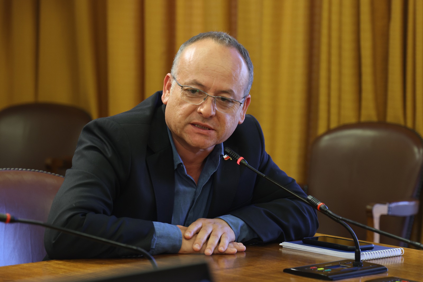 Diputado Salinas critica cadena nacional de Kast por acciones inconexas