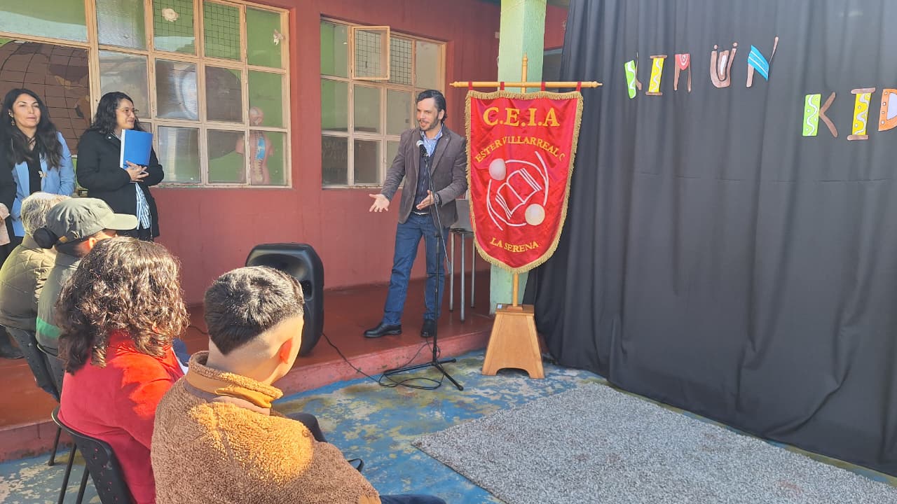 Cinco jóvenes del centro cerrado de Coquimbo fueron reconocidos por sus logros académicos — foto 3