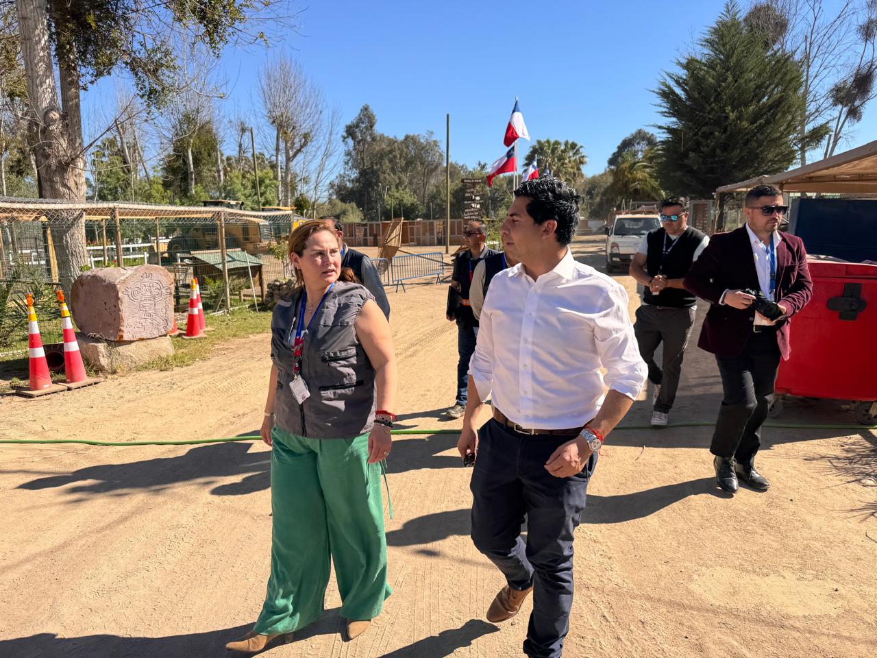 Seremi de Salud fiscaliza Los Peñones previo a Fiestas Patrias en Ovalle — foto 2