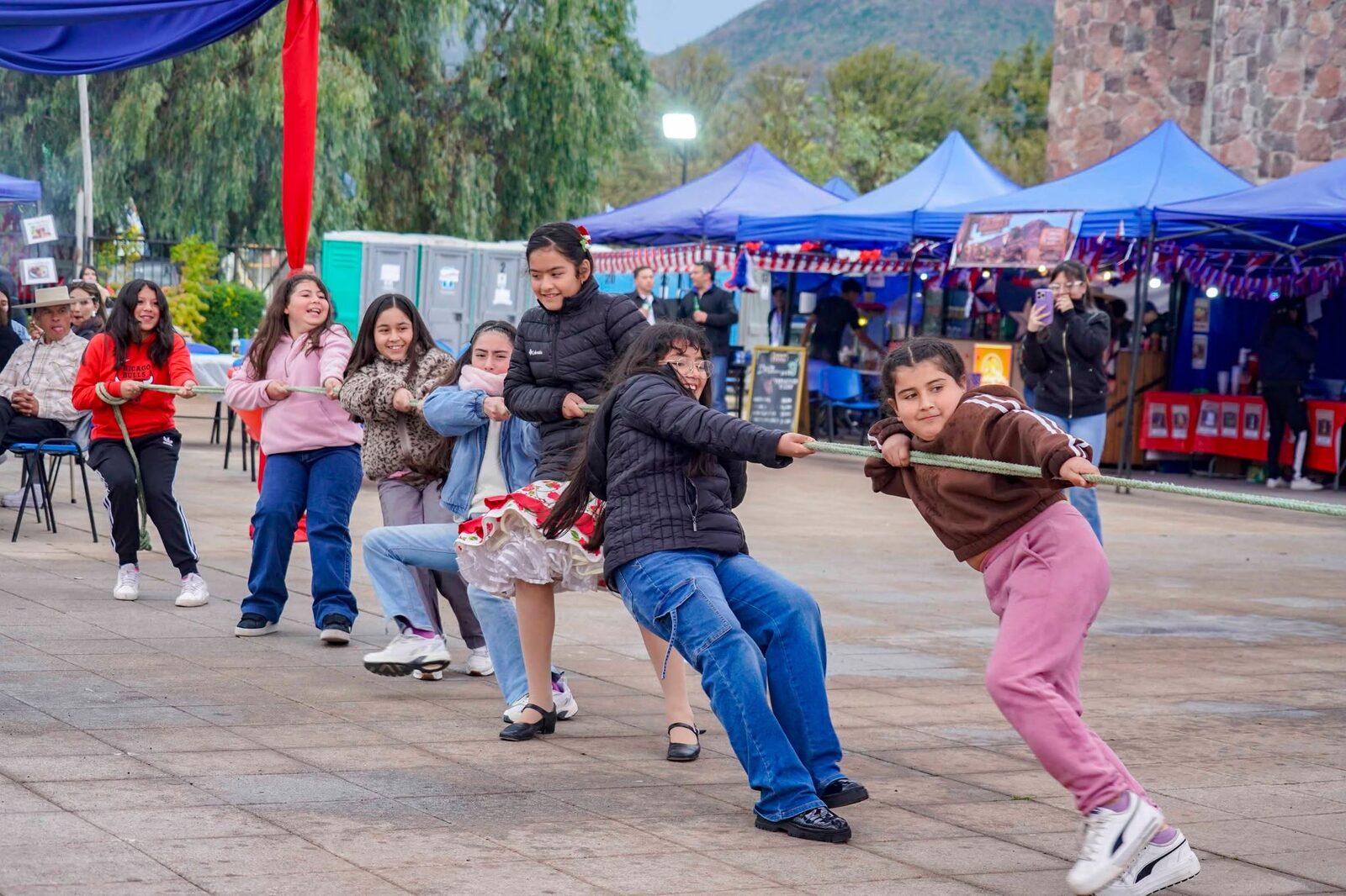 Monte Patria cerró Fiestas Patrias con fonda llena y volantines en Embalse La Paloma — foto 2