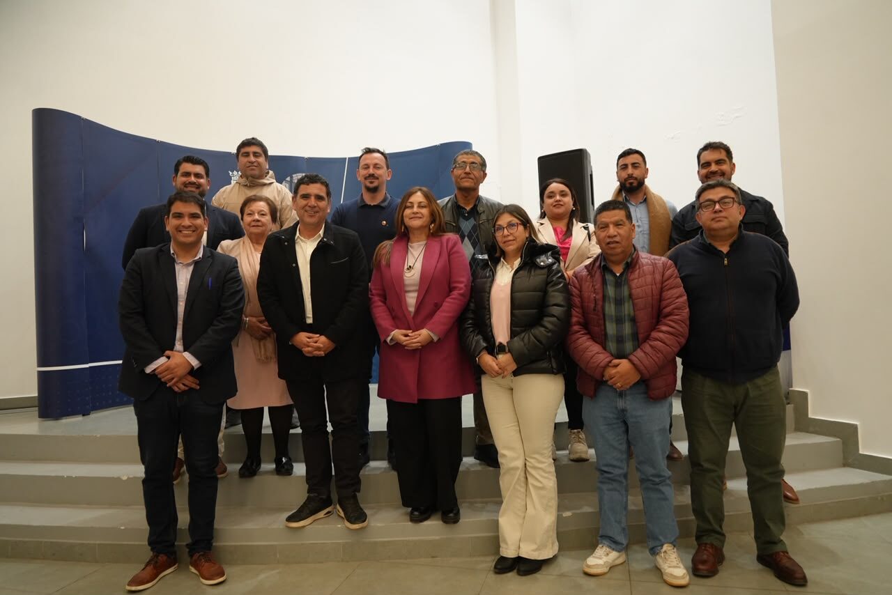 Alcaldes y gremios exigen participar en reforma de empleo público