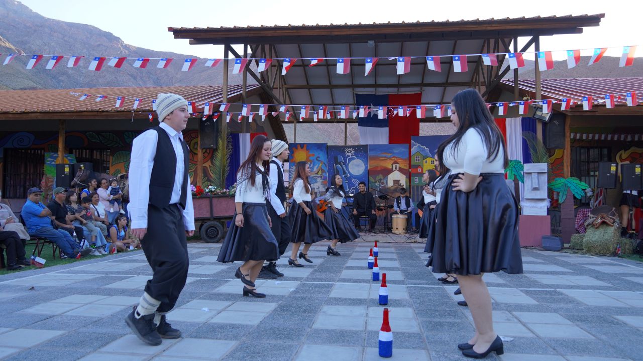 Liceo Mistraliano de Paihuano celebró Fiesta de la Chilenidad — foto 1