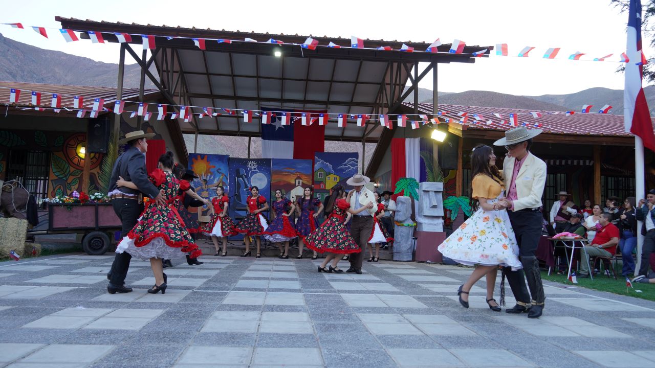 Liceo Mistraliano de Paihuano celebró Fiesta de la Chilenidad — foto 6