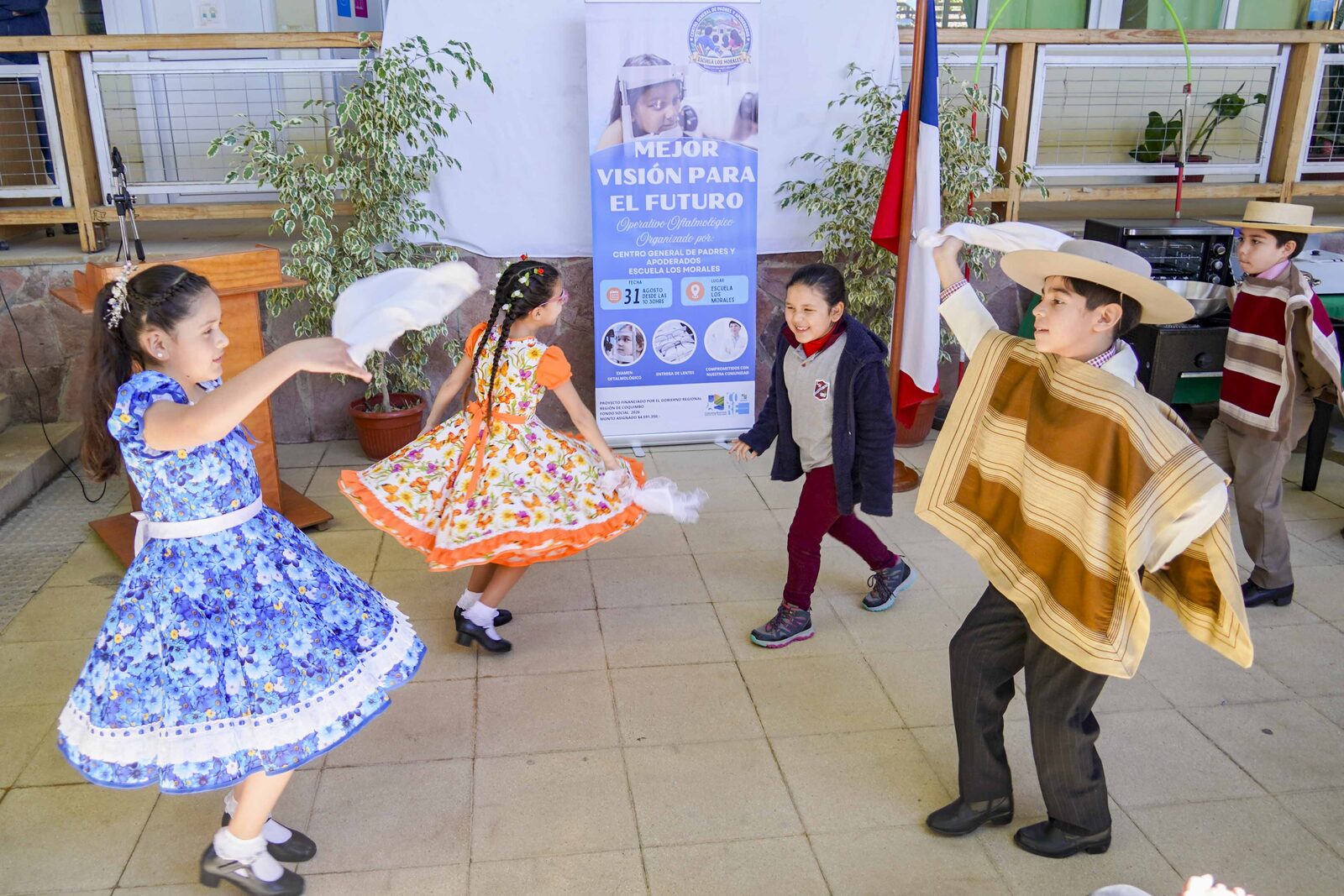 Centro de Padres de Escuela Los Morales cierra dos proyectos con fondos regionales y municipales