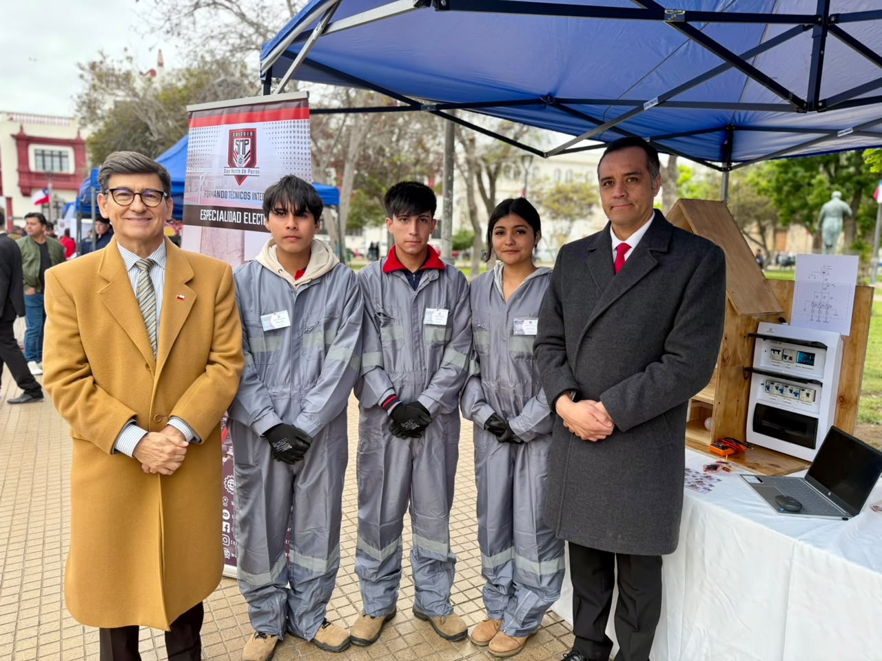 Seremi de Educación presenta Plan Somos TP en exposición de estudiantes técnico-profesionales