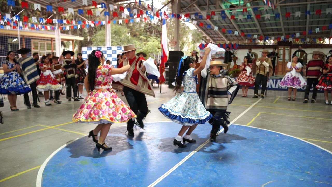 Estudiantes de Vicuña brillaron en la 46° Muestra Comunal de Cueca Escolar — foto 7