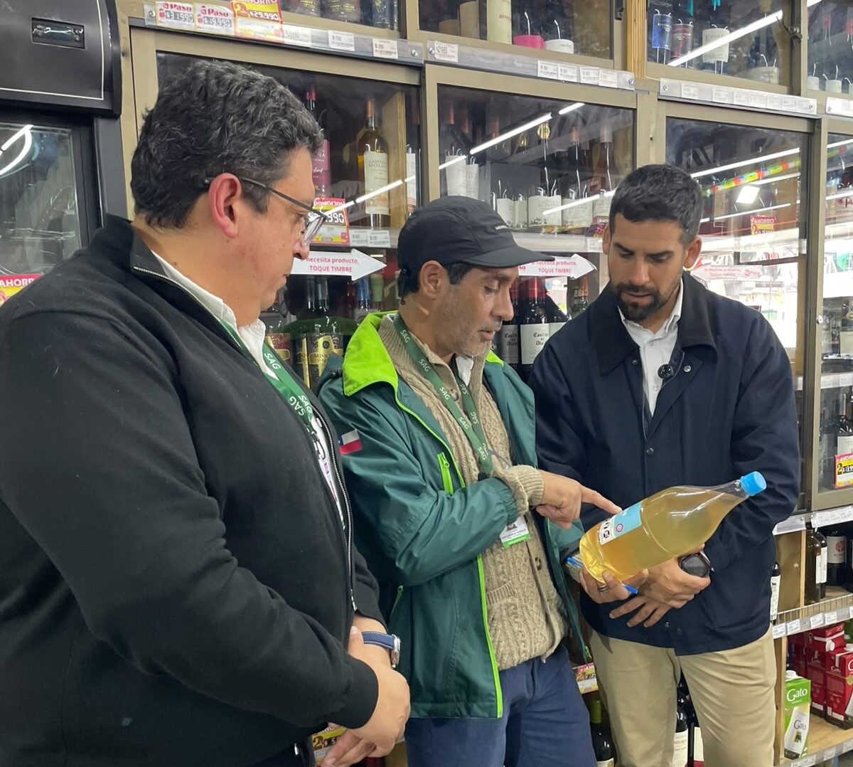 SAG fiscaliza Ley de Alcoholes y llama a consumo seguro en Fiestas Patrias — foto 1