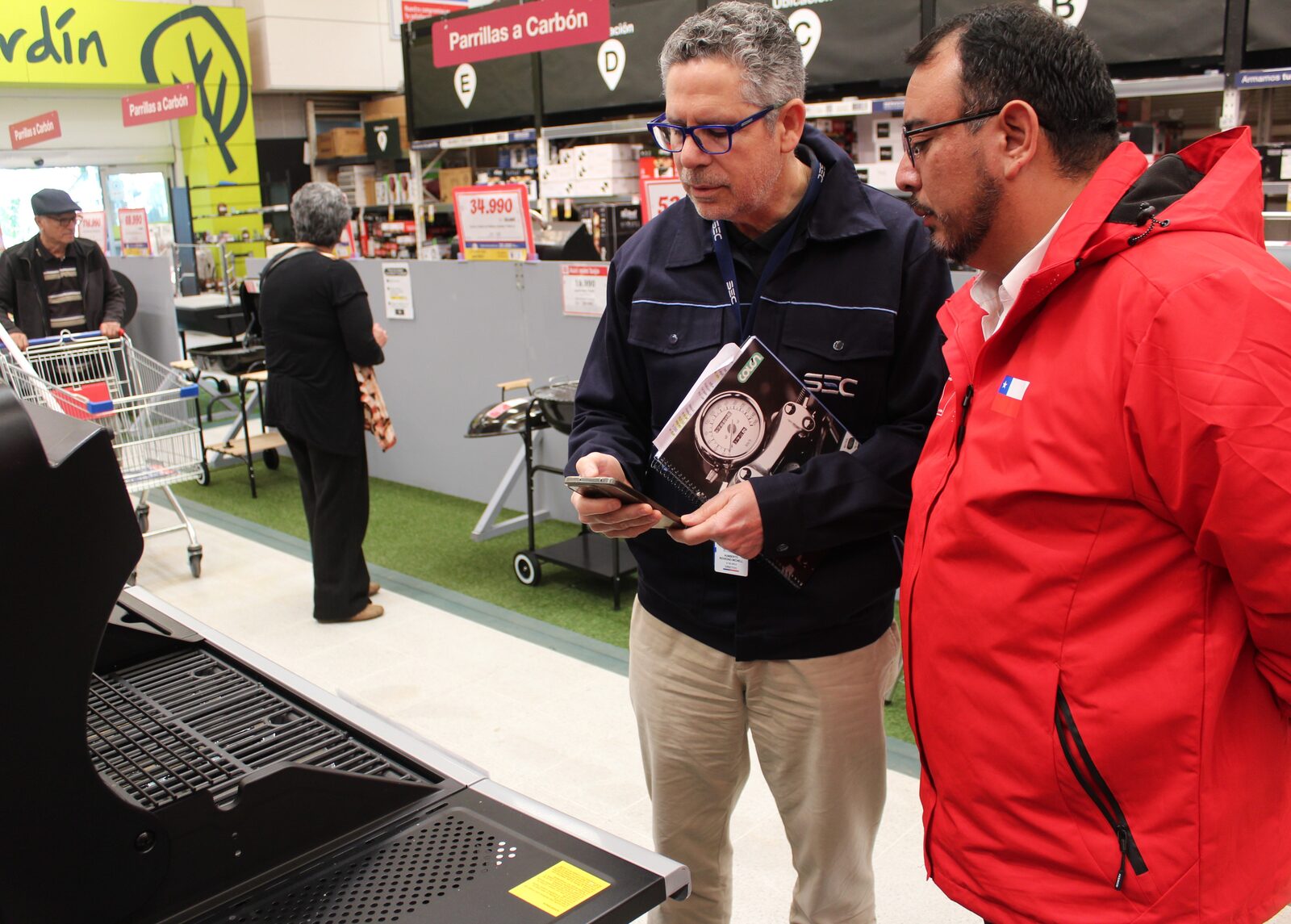 Fiscalizan certificación de parrillas eléctricas y a gas en La Serena