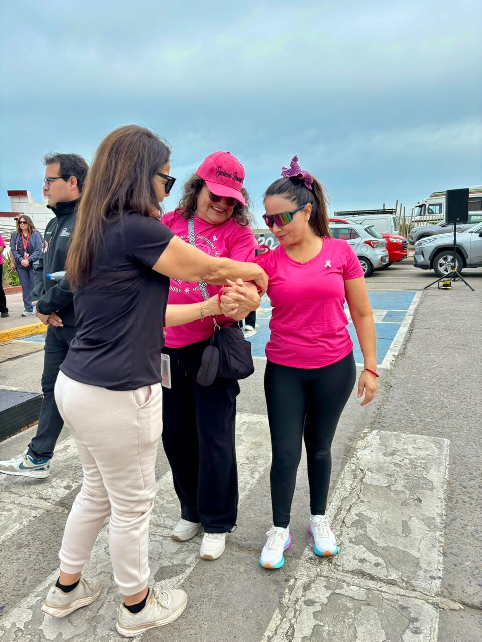 Caminata en La Serena reunió a sobrevivientes de cáncer de mama — foto 1