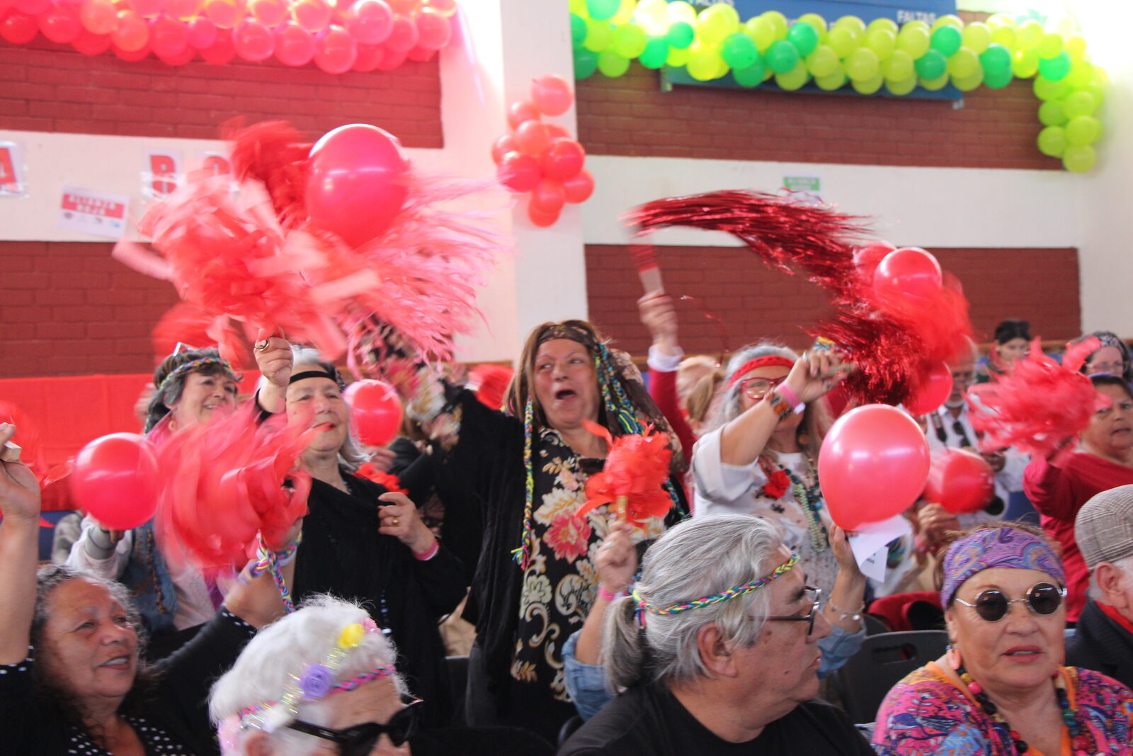 Más de 300 adultos mayores participaron en Malón en Los Vilos — foto 1