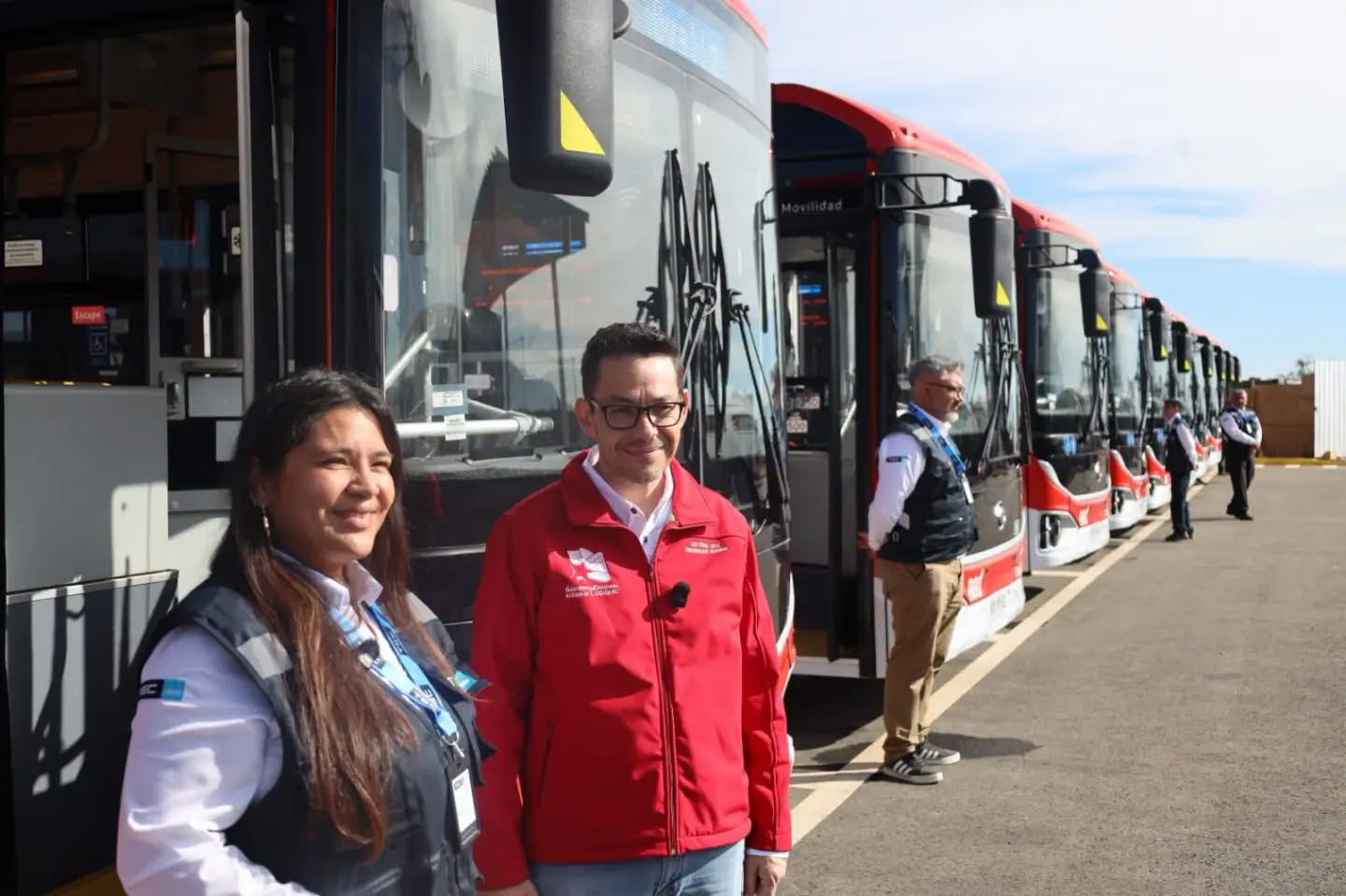 GORE aprueba $5.400 millones para buses eléctricos en Tierras Blancas y Punta Mira Norte — foto 1