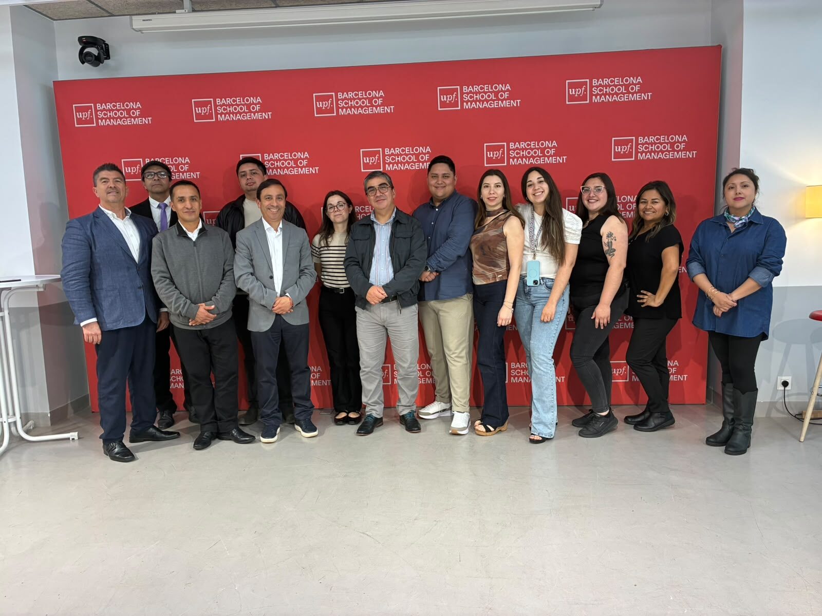 Estudiantes de U. Central participaron en semana académica en Barcelona