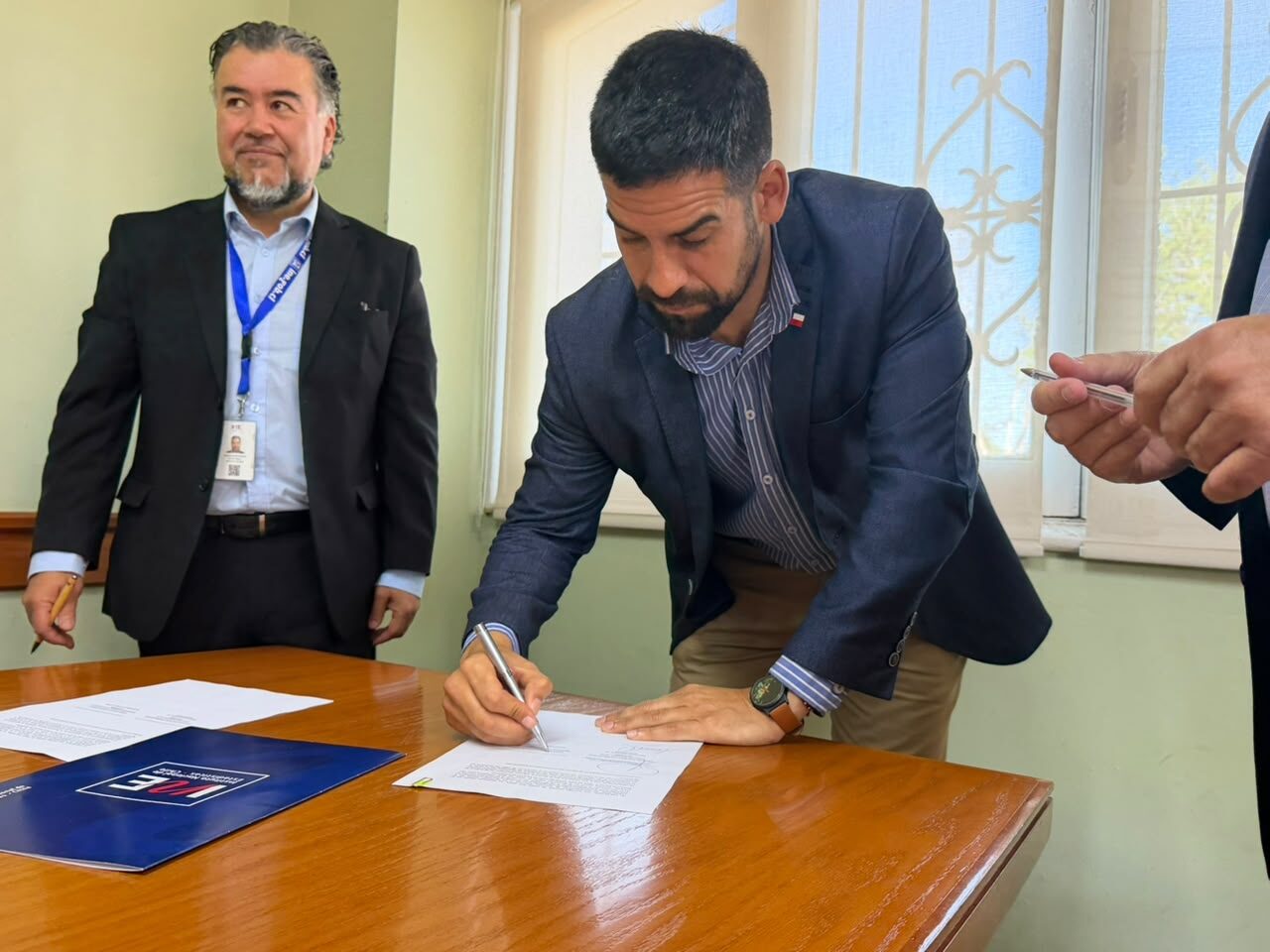 Agricultura e INE firman convenio para fortalecer sector silvoagropecuario regional