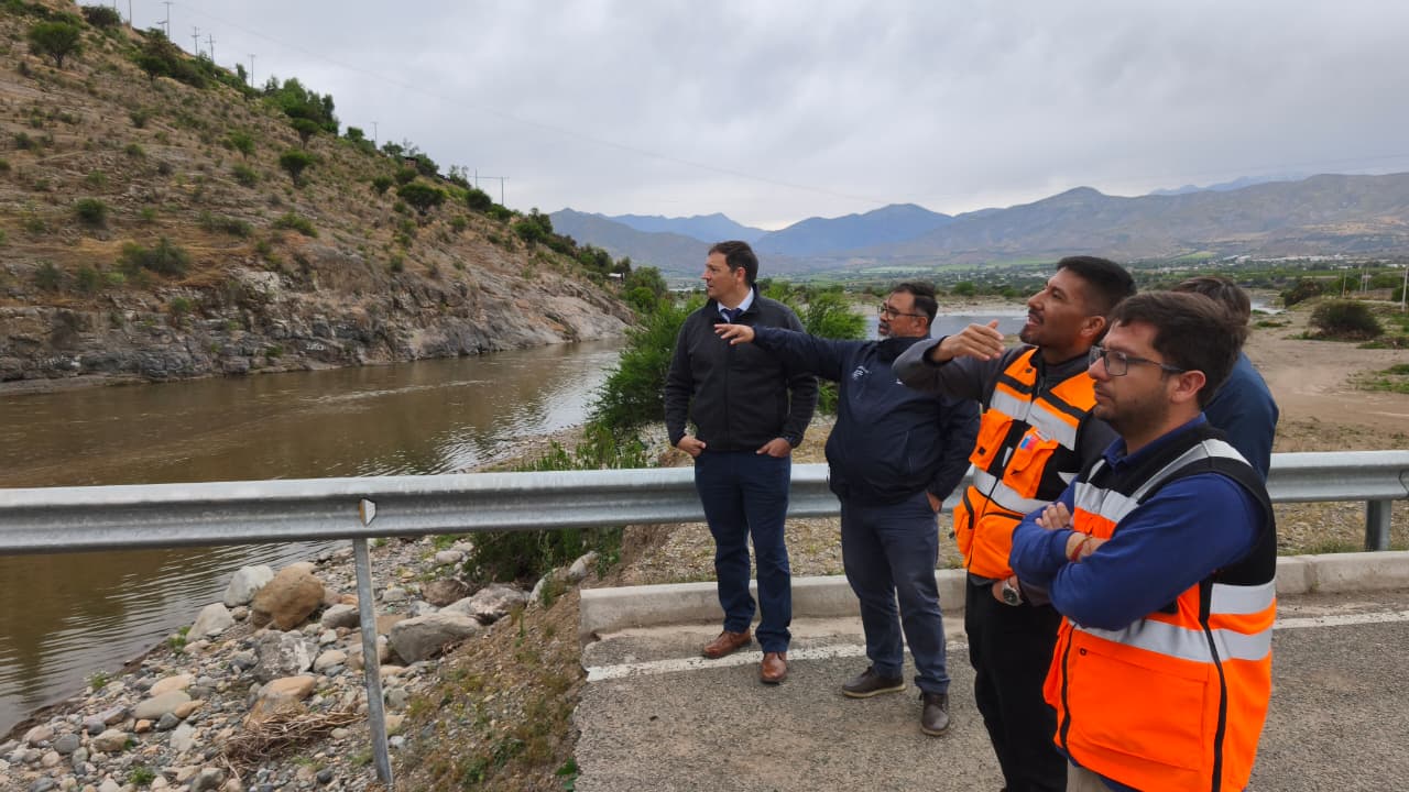 Gobierno evalúa puente mecano para El Tomé Bajo tras destrucción por temporal — foto 2