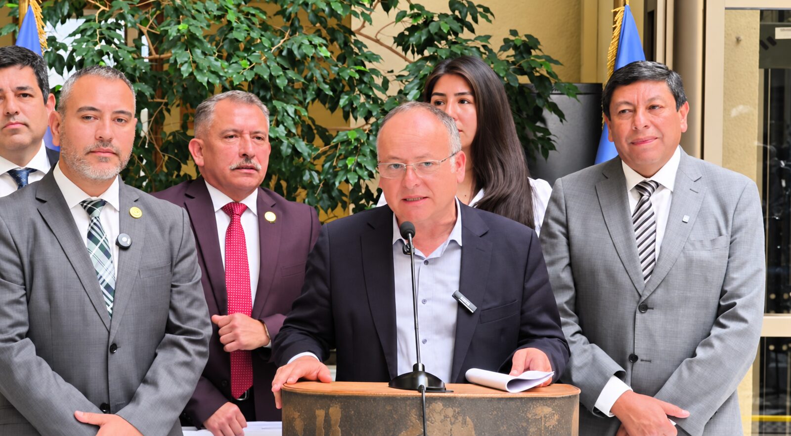 Diputado Salinas rechaza culpar a trabajadores por discrepancias en producción de Codelco