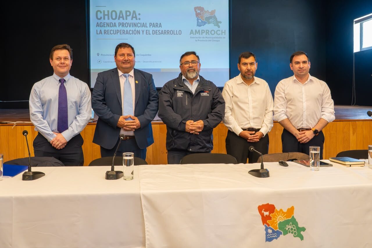 Gabinete Regional se reúne en Canela para evaluar reconstrucción del Choapa — foto 2