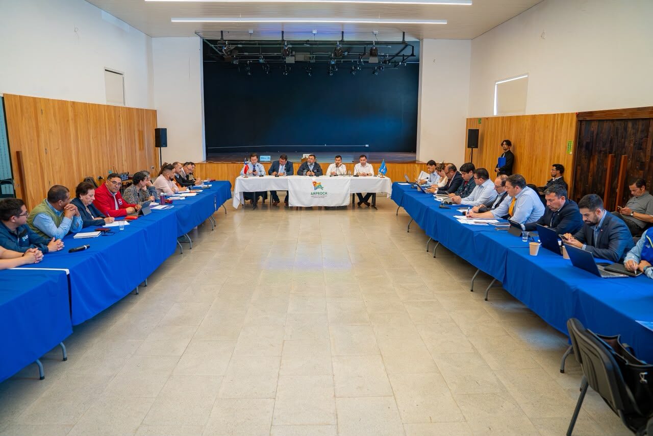 Gabinete Regional se reúne en Canela para evaluar reconstrucción del Choapa — foto 1