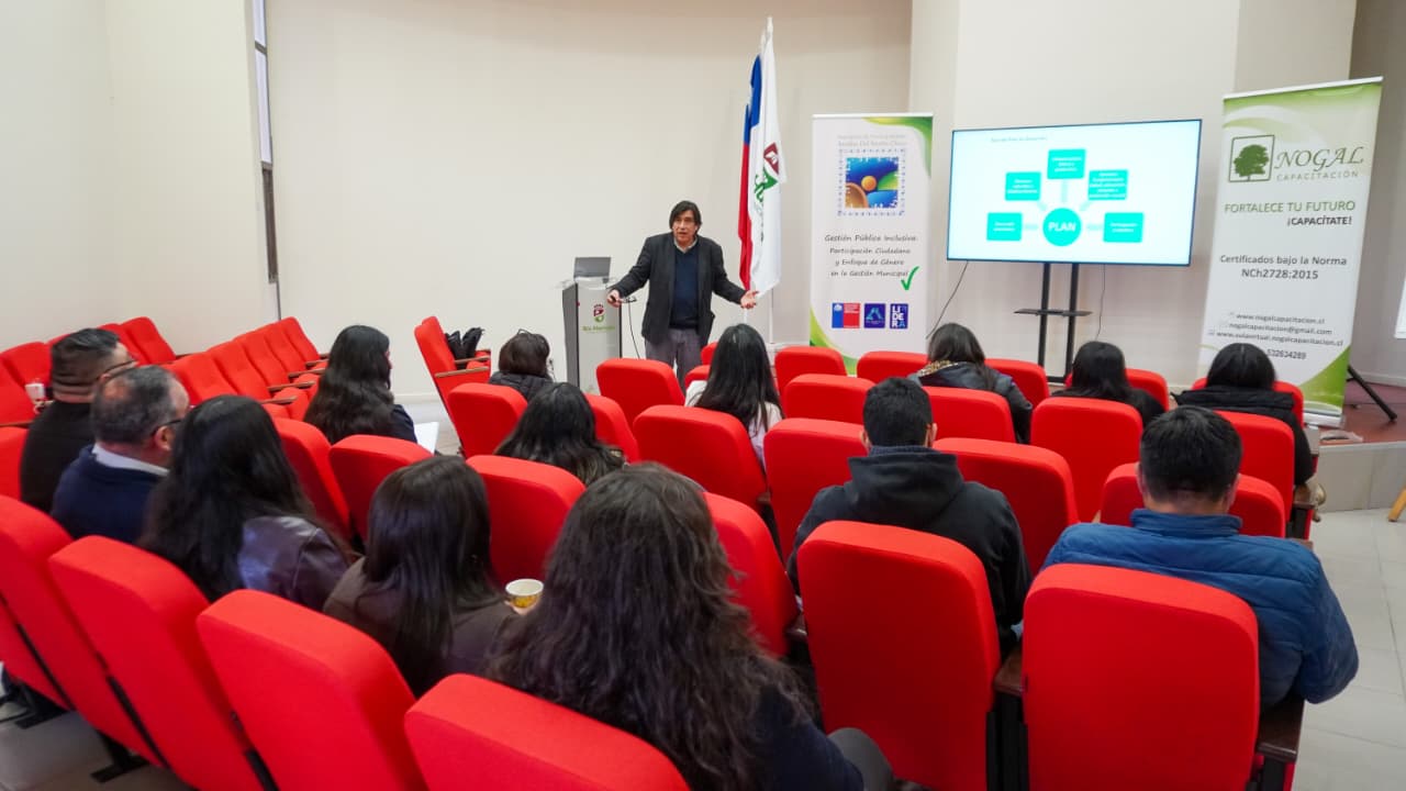 Asociación de Municipalidades Rurales capacita en participación ciudadana y género — foto 4